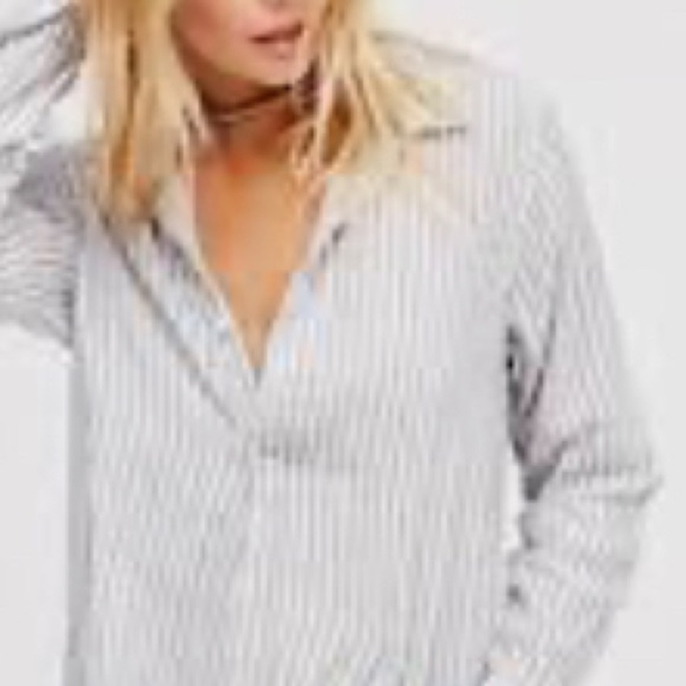 Aerie lounge top